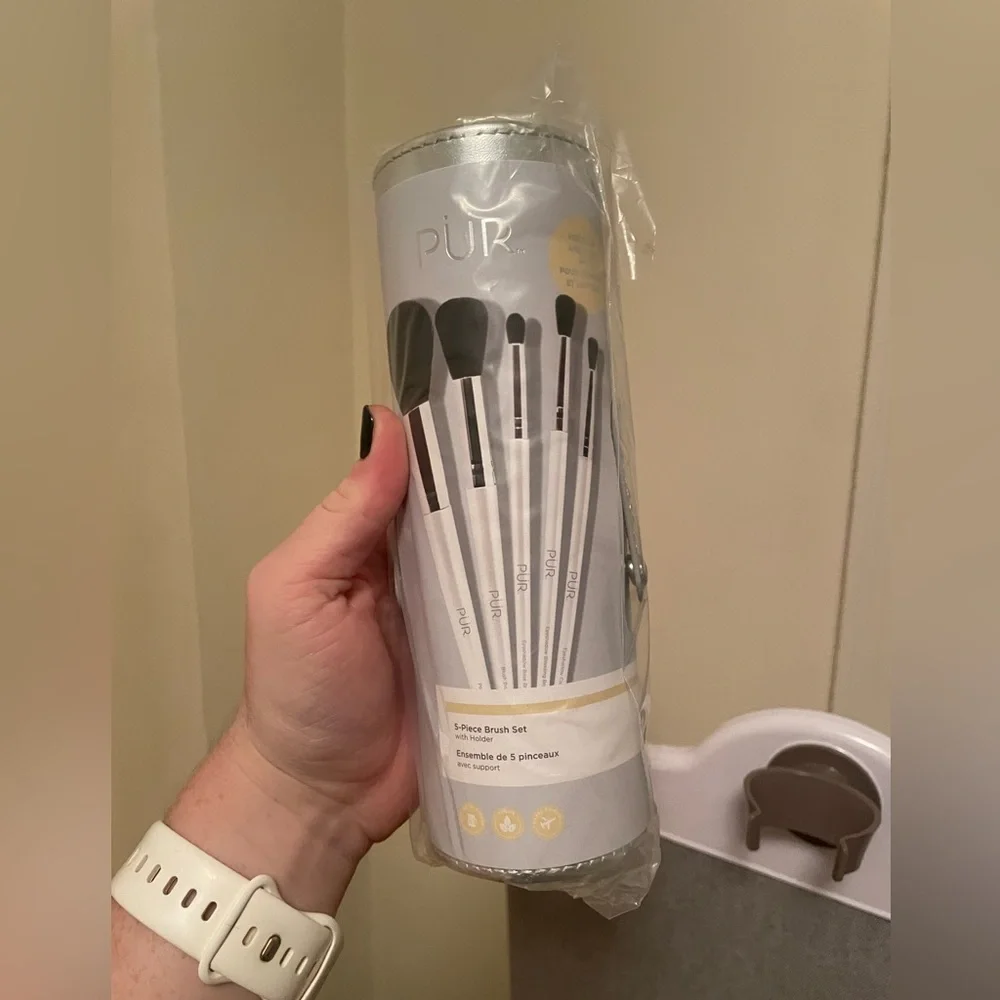 PÜR 5 Piece Brush Set with Holder - NWT